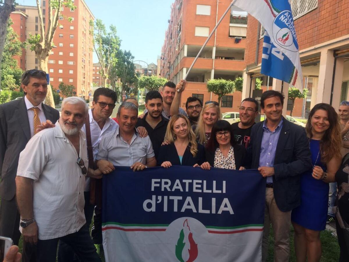 Manifestazione contro il degrado ad Aprilia con Fratelli d'Italia e l'onorevole Giorgia Meloni - 