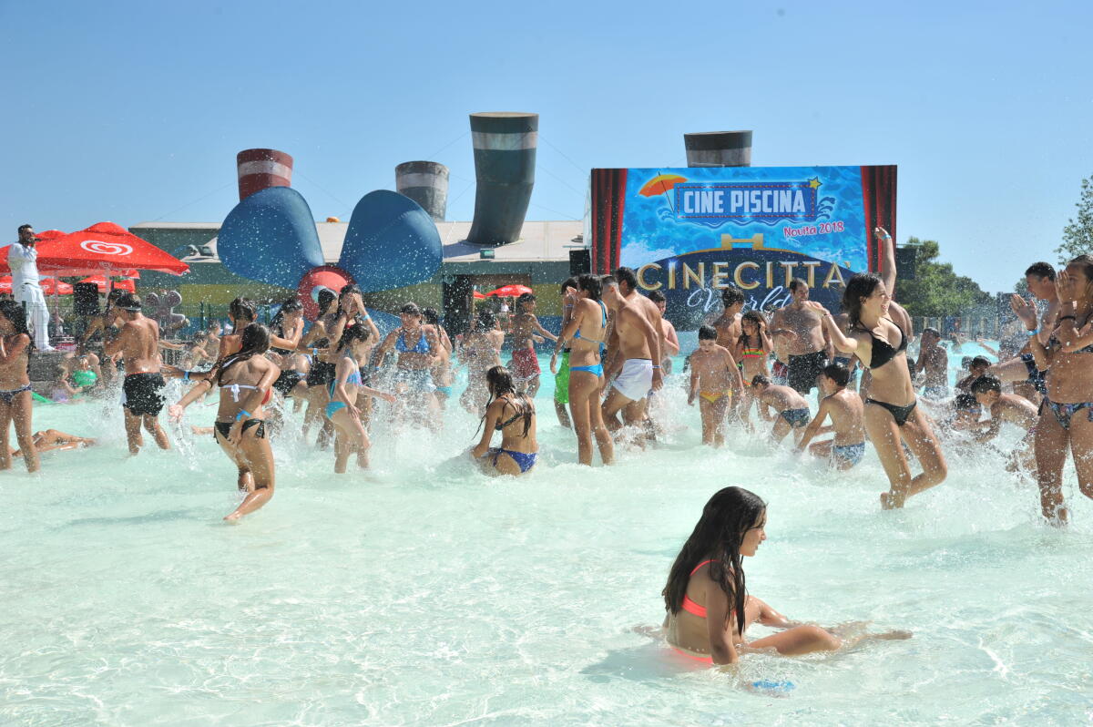 Esplode l'estate e a Cinecittà World: inaugurata la Cinepiscina - 