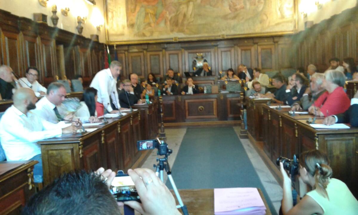 Si insedia il Consiglio Comunale di Velletri, il sindaco Pocci presenta la Giunta - 