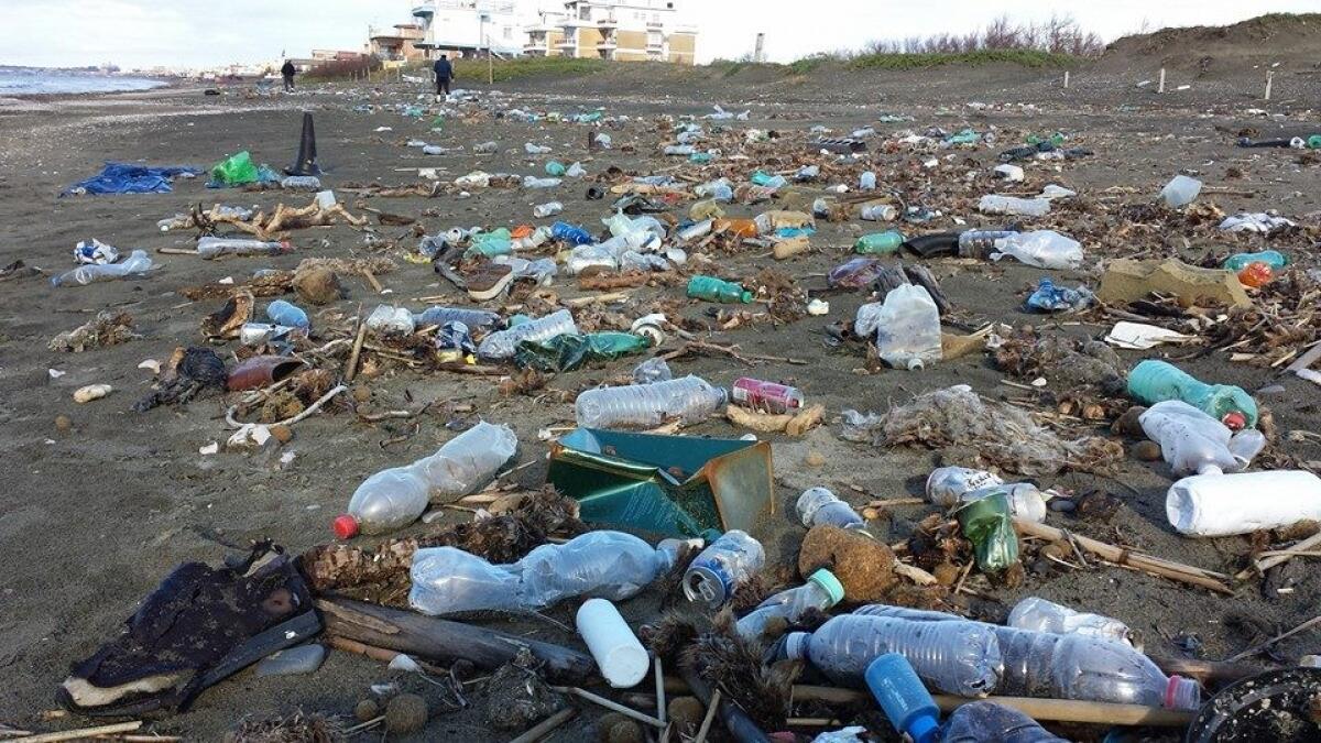 Parte questa domenica la campagna contro la plastica sulle spiagge: un gazebo anche a Sabaudia. - 