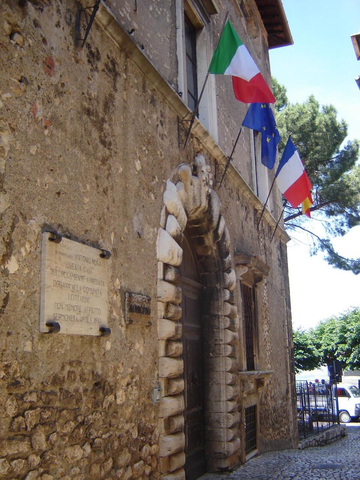 A Sermoneta Consiglio Comunale “aperto” per dire no all'impianto di trattamento rifiuti organici a Latina Scalo. - 