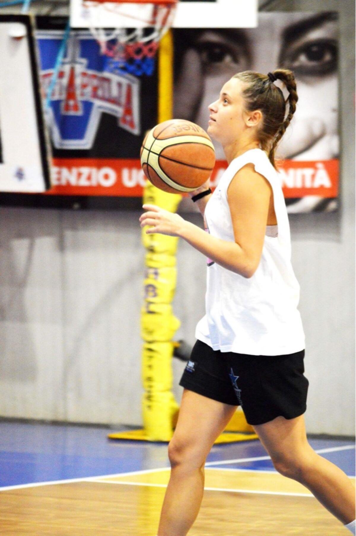 Basket - Alla Virtus Aprilia torna Francesca Triveri - 