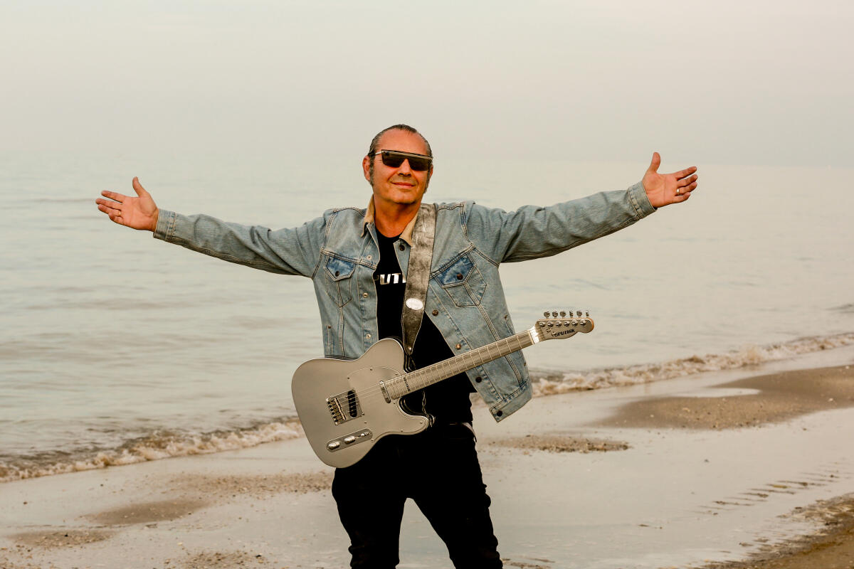 Luca Carboni in tour con il suo album "Sputnik": questa domenica sera a Roma. - 