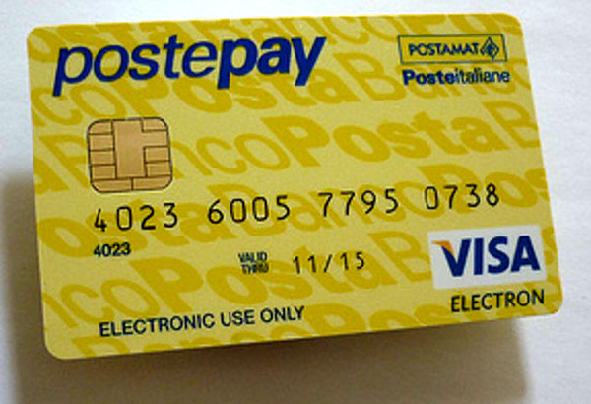 TERRACINA - Ricarica sulla Postapay senza pagare il conto: i Carabinieri denunciano 3 persone. - 