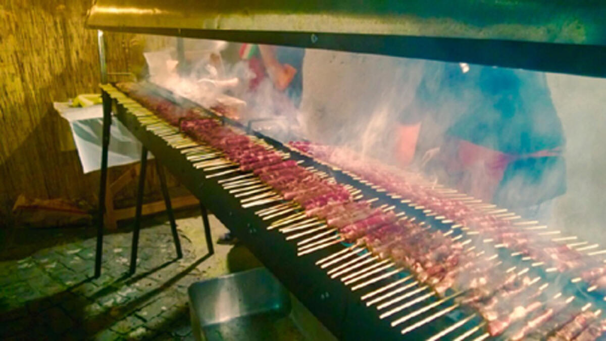 A Frattocchie la prima edizione della Sagra dell'Arrosticino - 