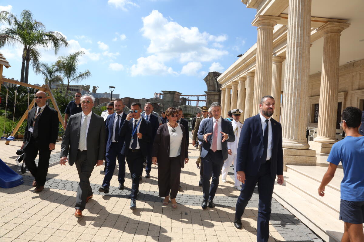 Viva L'Italia, l'evento interforze inaugurato dal Ministro Trenta - 