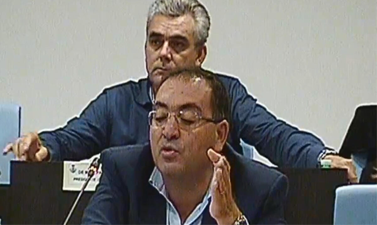 Aprilia - Rinvio a giudizio, l'opposizione abbandona l'aula dopo le dichiarazioni del sindaco - 