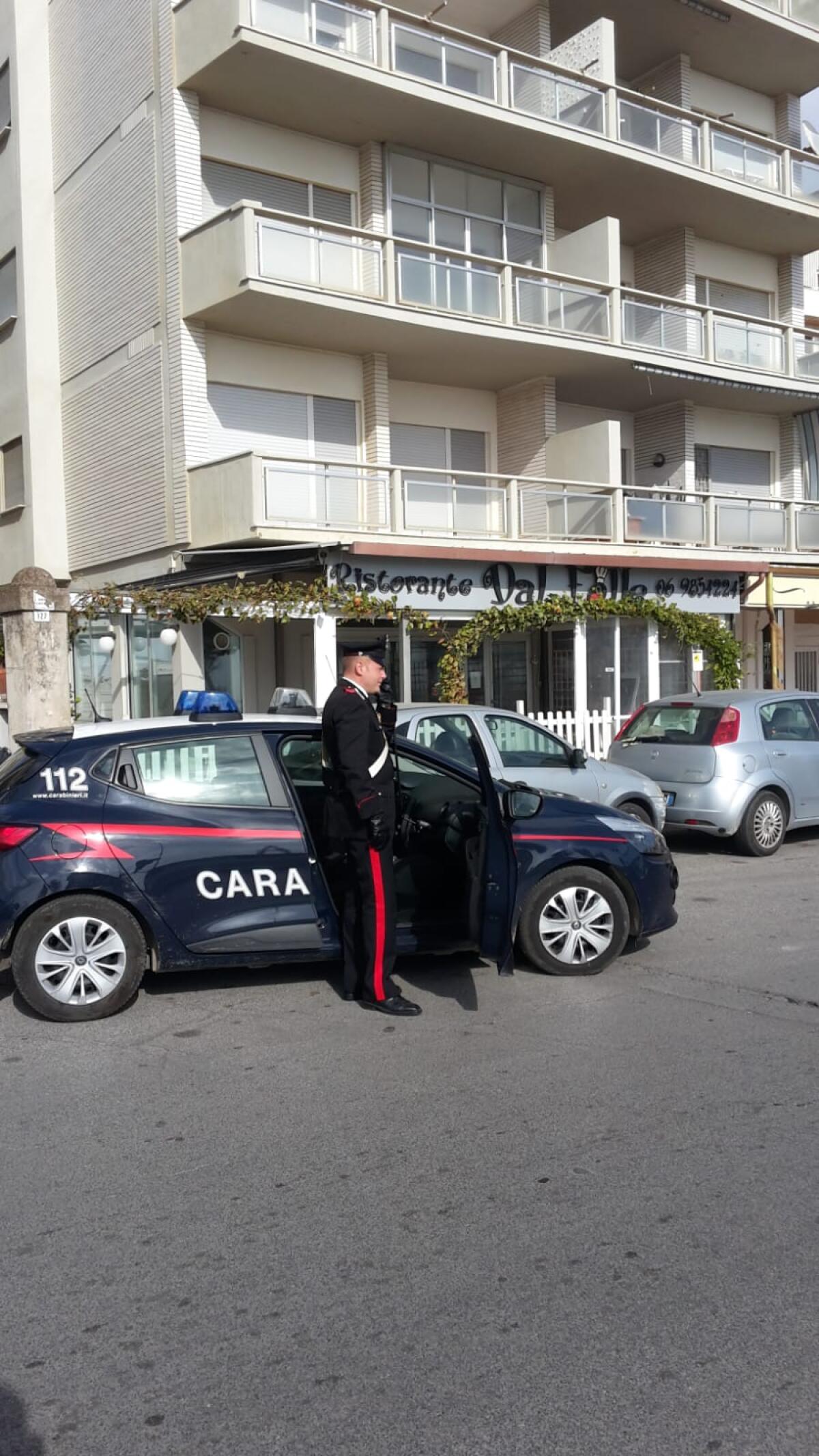 Furti nelle scuole e nei negozi di Anzio e Nettuno, 3 arresti - 