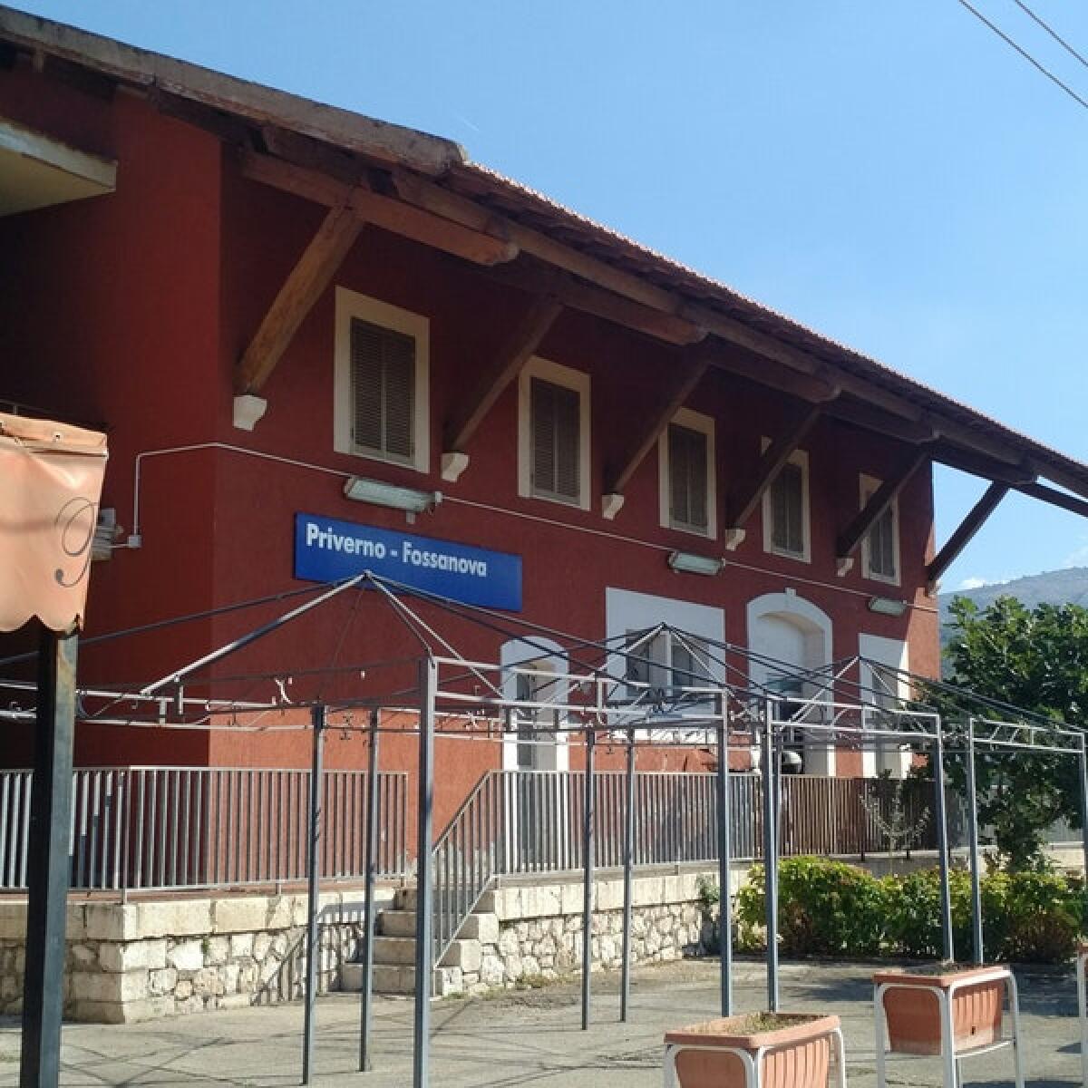 Investimento alla stazione di Priverno-Fossanova: ritardi fino a 120 minuti. La vittima è un anziano. - 