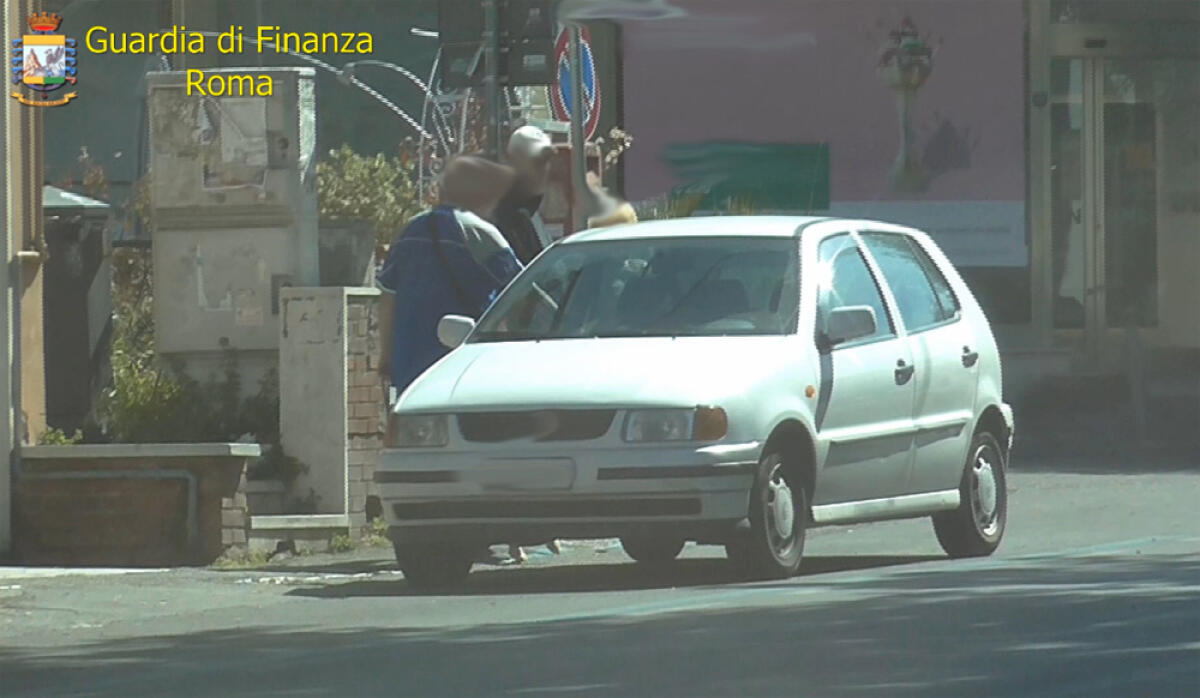 Usura, truffa all’Inps e favoreggiamento dell’immigrazione clandestina: 3 arresti della Finanza ai Castelli Romani. - 