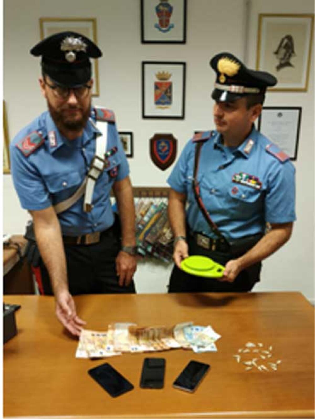 Controlli antidroga a Latina, tre indiani denunciati - 