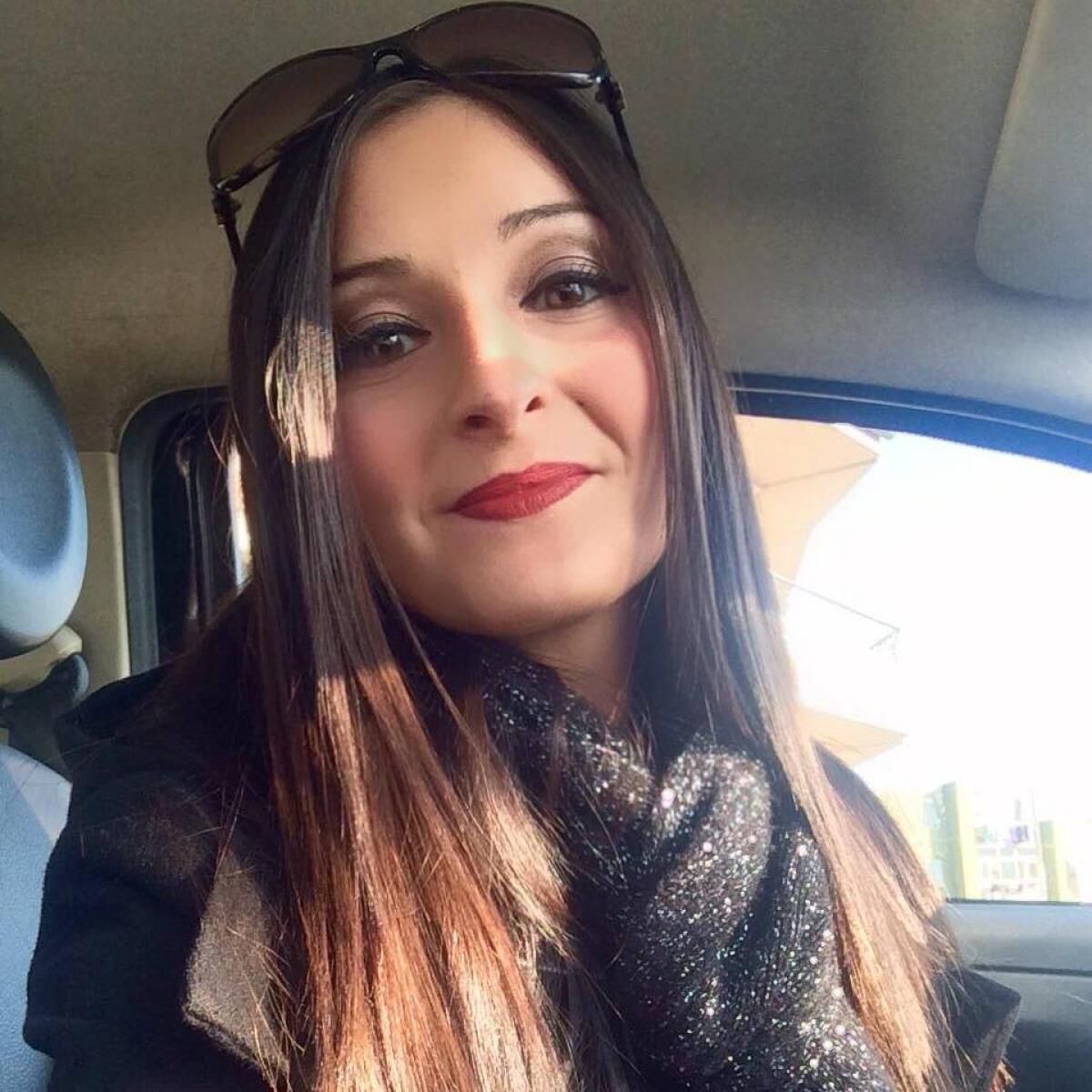 Questo mercoledì pomeriggio ad Aprilia i funerali di Valentina Guagliardo. - 