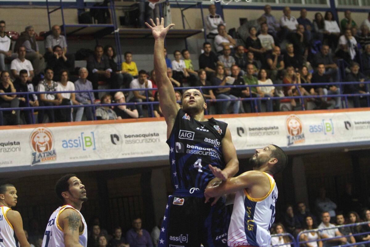 Basket - Occasione sprecata per Latina, vince Roma - 