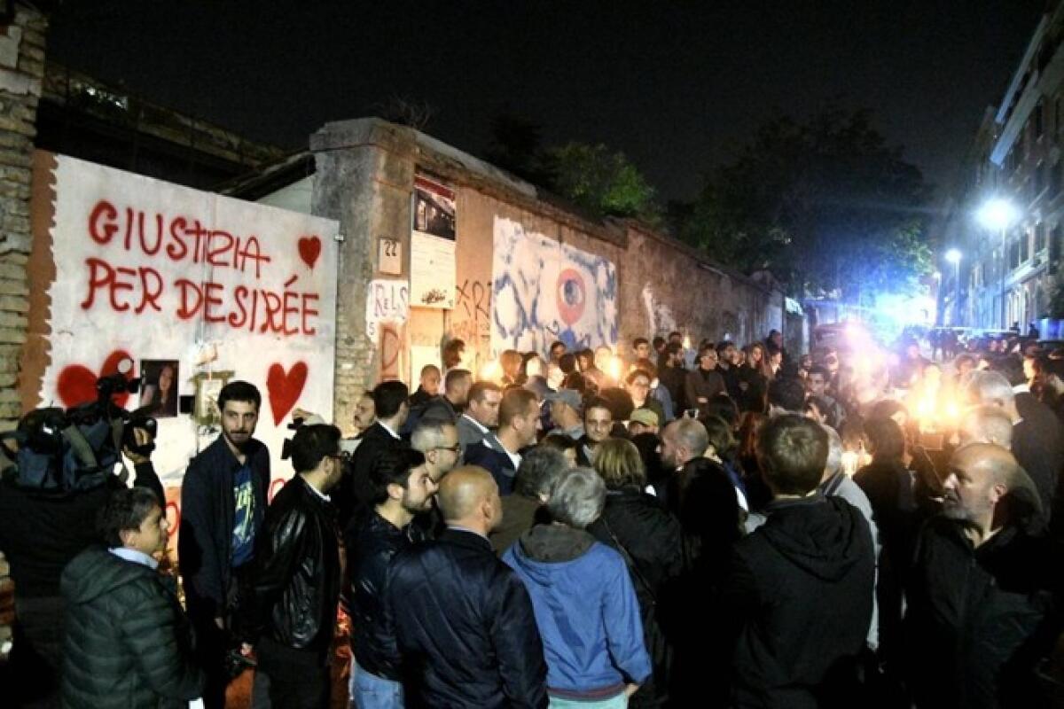 CISTERNA - Fiaccolata a San Lorenzo in memoria di Desirée, la mamma: "Voglio giustizia". - 