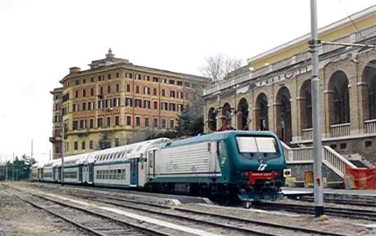 Circolazione dei treni sospesa per 3 ore tra Ciampino e Frascati per danni causati dal maltempo. - 