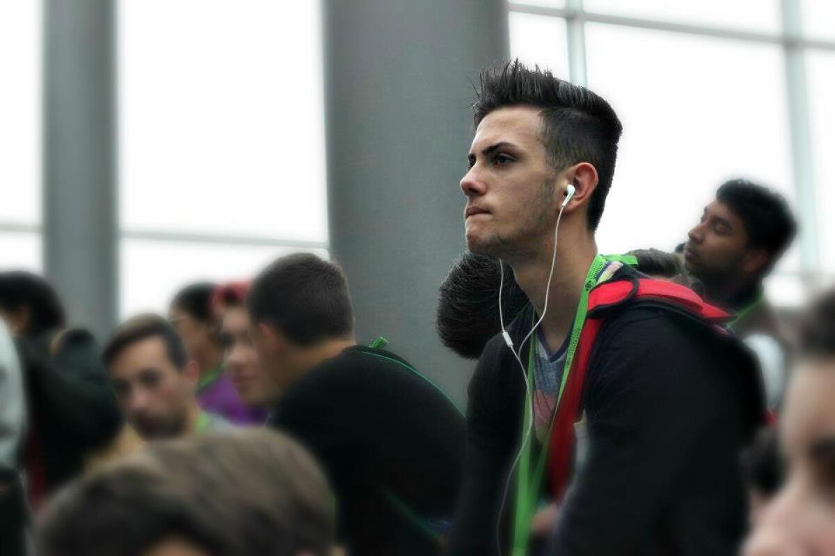 Incidente in via Pratica di Mare: la vittima è Michael Lasala, 22enne di Ardea. - 