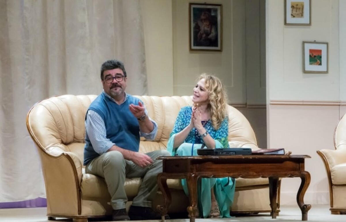 Al Teatro Europa di Aprilia in scena “Bukurosh, mio nipote” di Gianni Clementi. - 