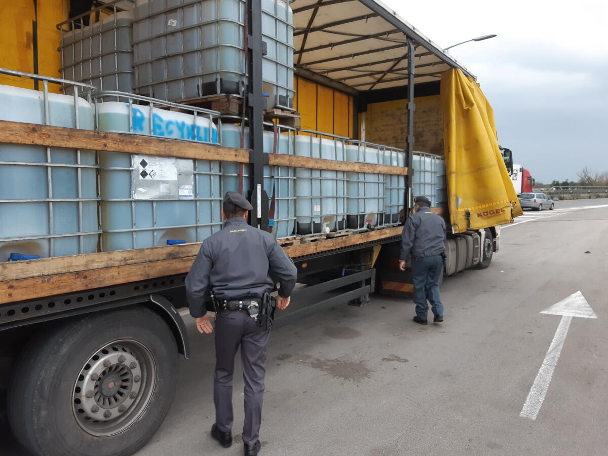 Traffico internazionale di gasolio di contrabbando: la Finanza di Aprilia sequestra 28mila litri di carburante. IL VIDEO. - 