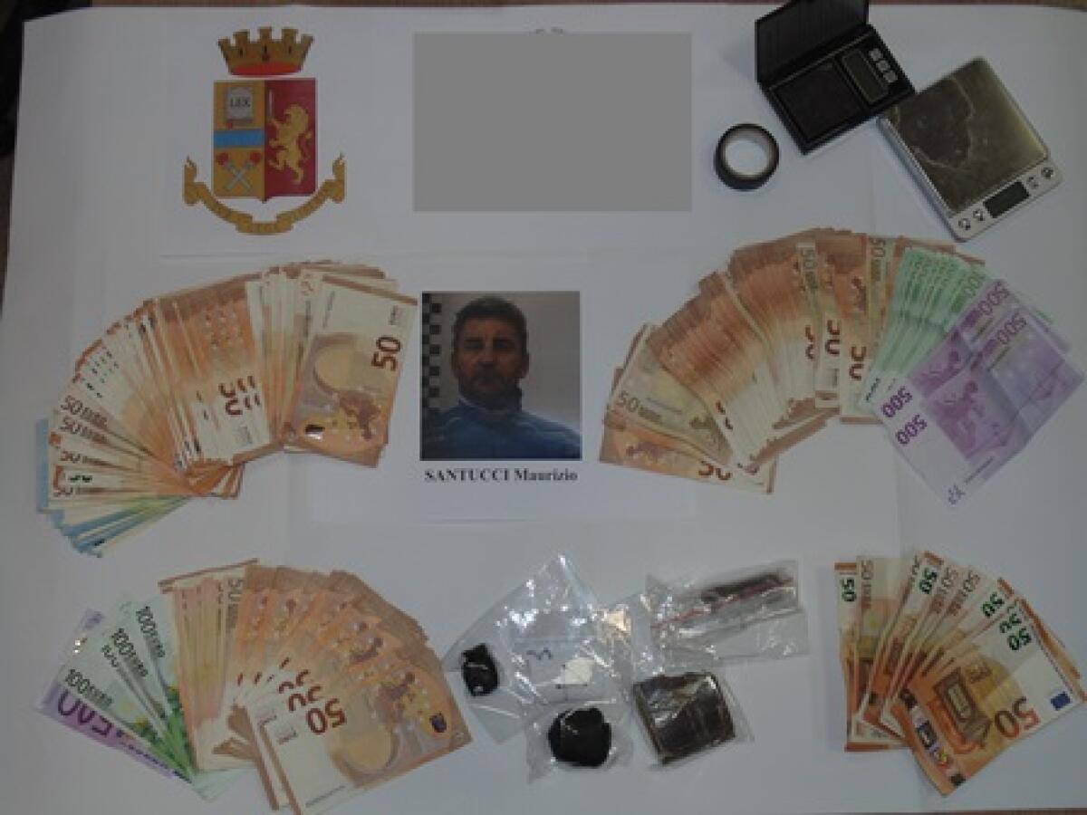 Droga e denaro in casa, in arresto 53enne di Latina - 