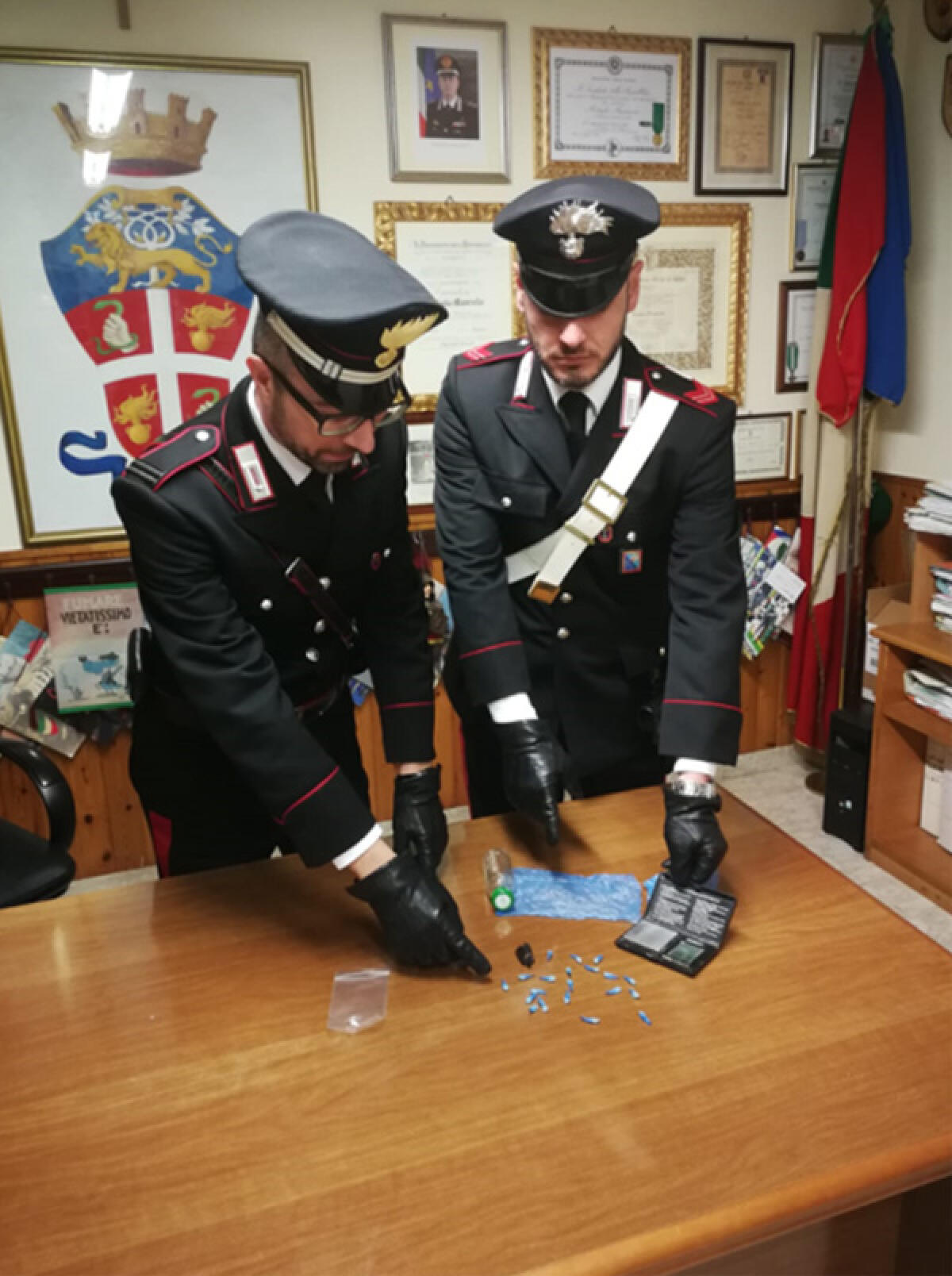 Sorpreso con 20 dosi di eroina: indiano in manette a Fondi. - 