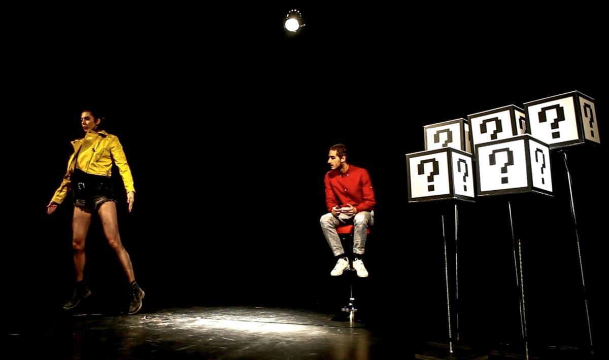 Al Teatro di Priverno in scena "It's app to you" - 