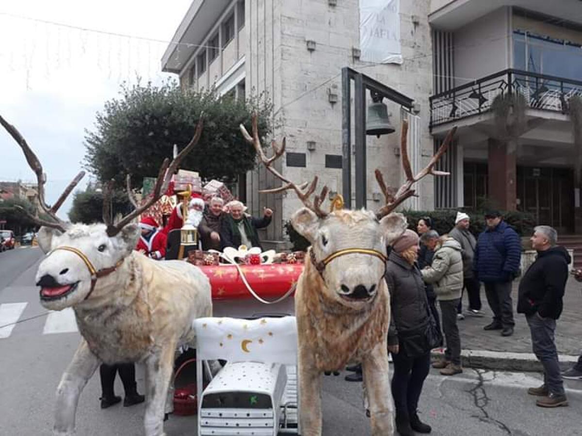 Questa domenica in centro ad Aprilia torna il mercatino di Natale. - 