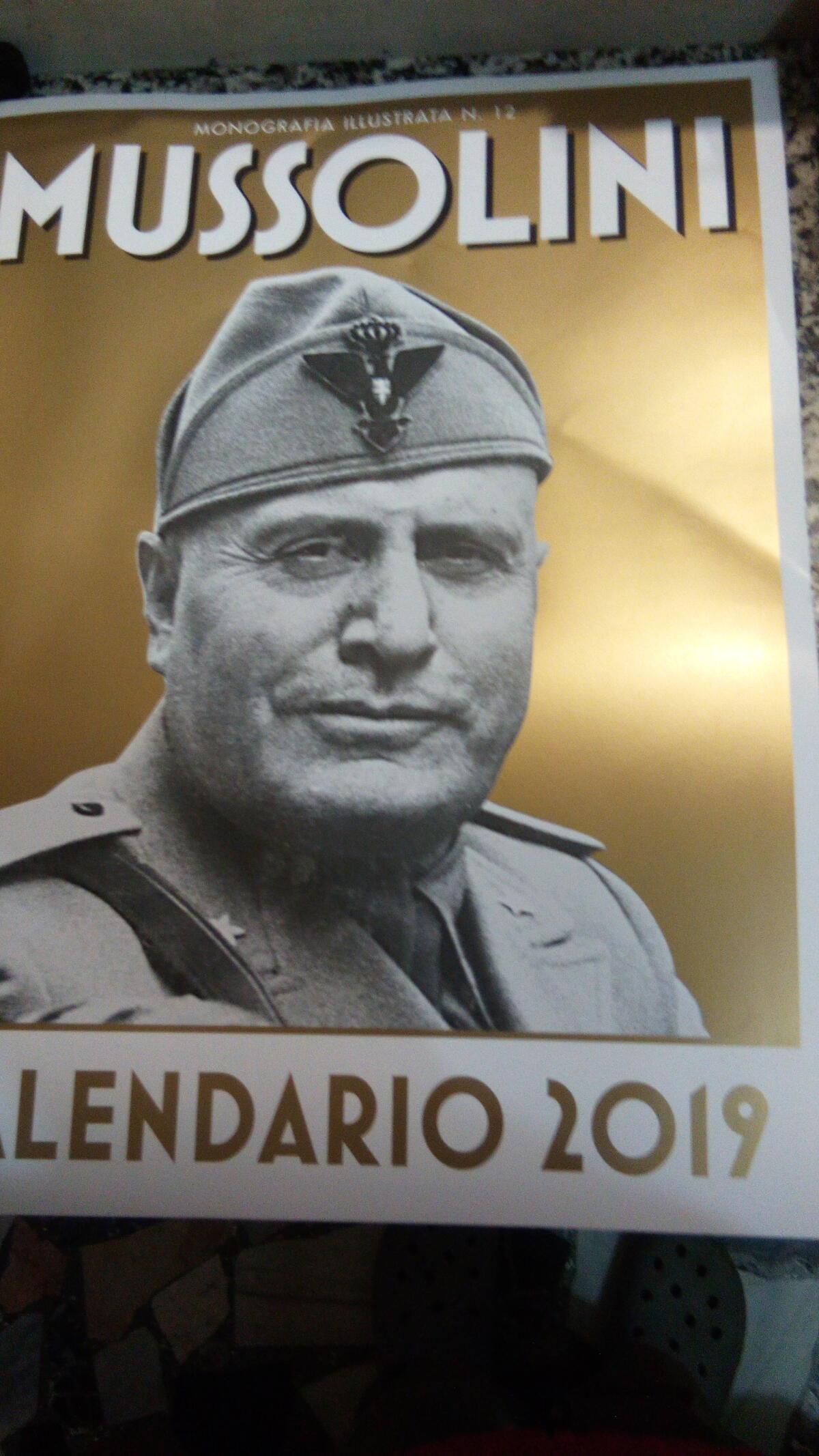 "No ai calendari di Mussolini nelle edicole di Aprilia" - 