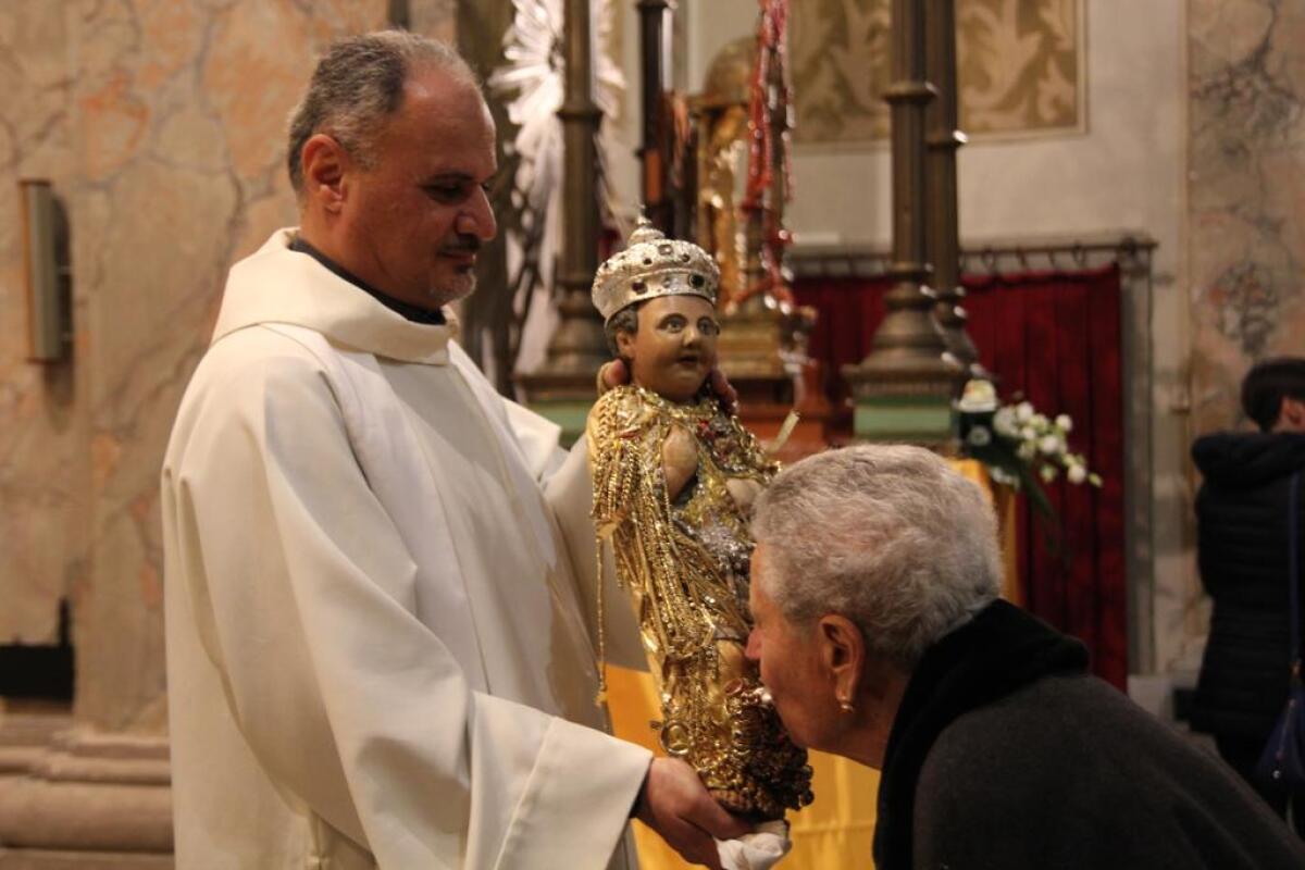 Domenica 6 gennaio a Giulianello il Bacio del Bambinello - 