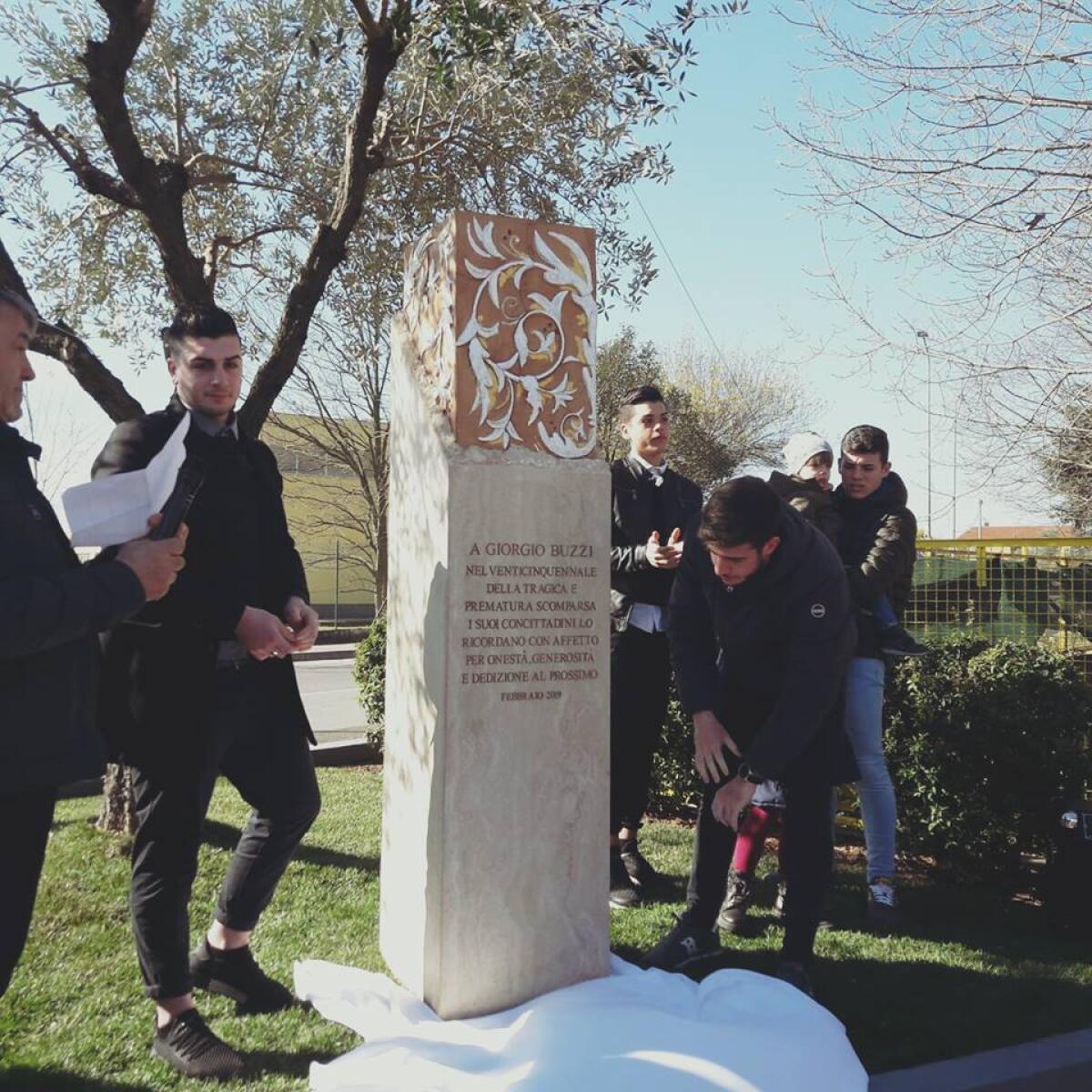 Aprilia, inaugurata la stele in ricordo di Giorgio Buzzi - 