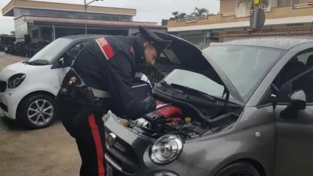 Gira con auto rubate e targhe "pulite", arrestato dai carabinieri di Anzio - 