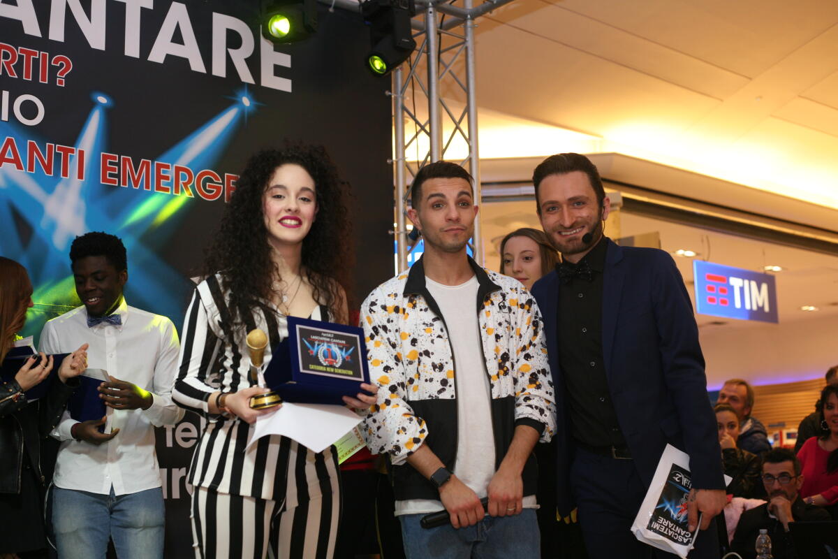 Pieno di emozioni ad Aprilia2 per la finale di “Lasciatemi Cantare”: primo premio alla promettente Martina Celommi. - 