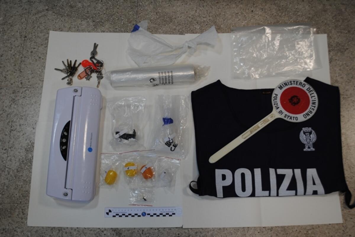 Riforniva di cocaina i tossicodipendenti della zona di Piazza Moro, a Latina: arrestato Vincenzo Girondino. - 