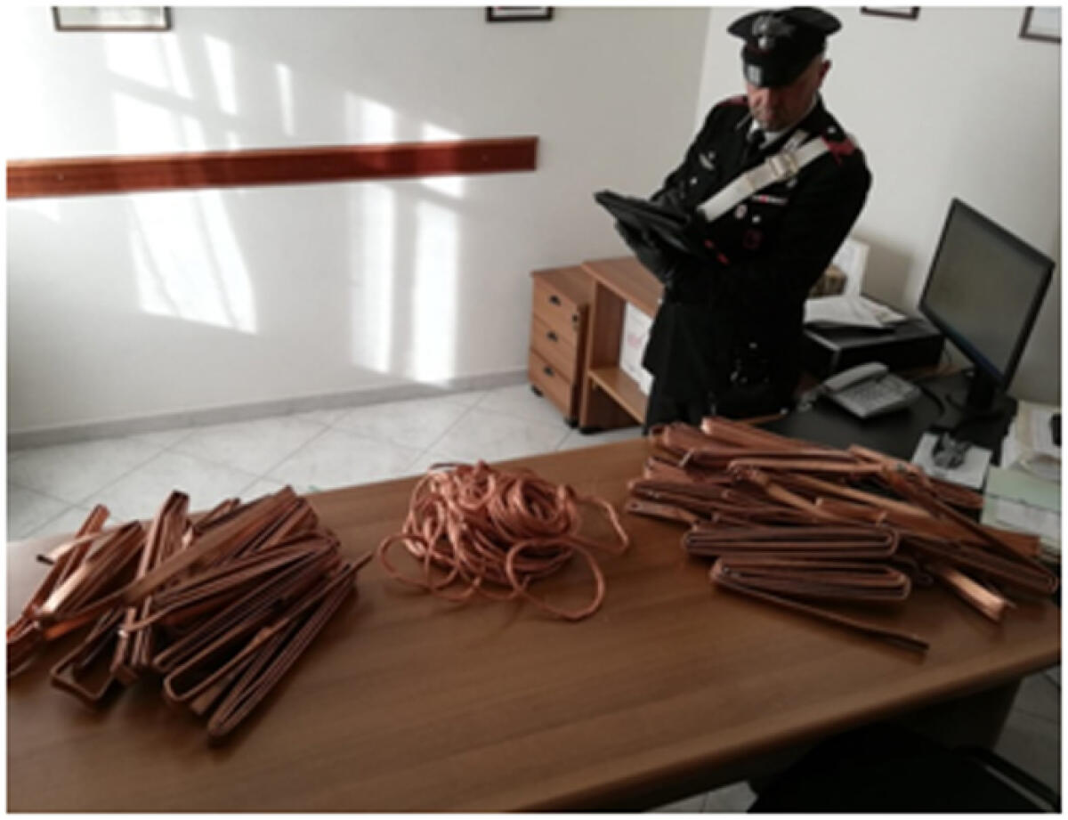 Aprilia - Ubriaco e con 80 chili di rame in auto, 40enne denunciato - 