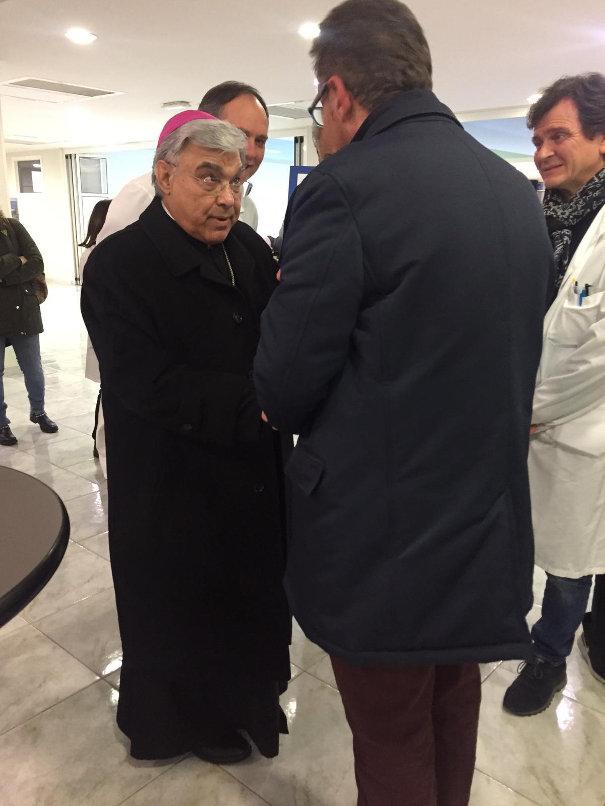 Aprilia - Giornata Mondiale del Malato: il Vescovo di Albano, Monsignor Semeraro, a "Villa Silvana" per dare conforto - 