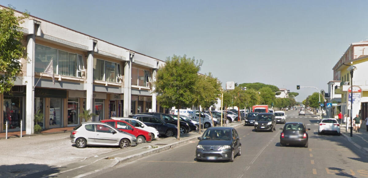 Ladri scatenati ad Aprilia: presi di mira i garage del centro - 