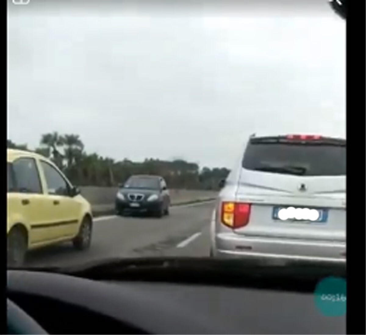 Anziano contromano sulla Pontina ad Aprilia, un video su Fb lo immortala - 