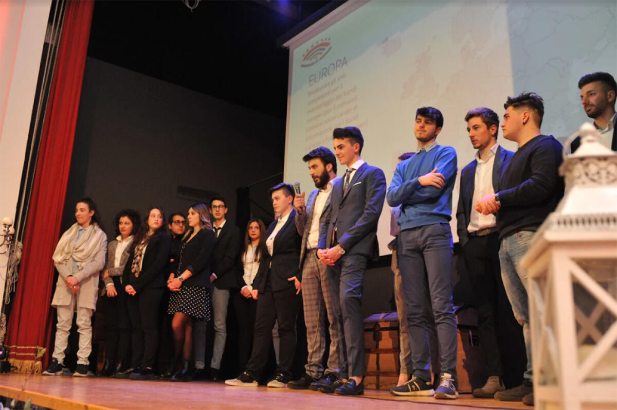 Rinnovo del Consiglio Comunale dei Giovani: il movimento “RiGenerazione Apriliana” si presenta alla città, ecco i candidati. - 