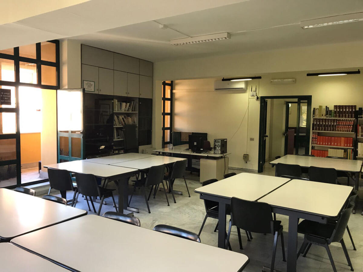 Lavori alla biblioteca comunale di Aprilia - 