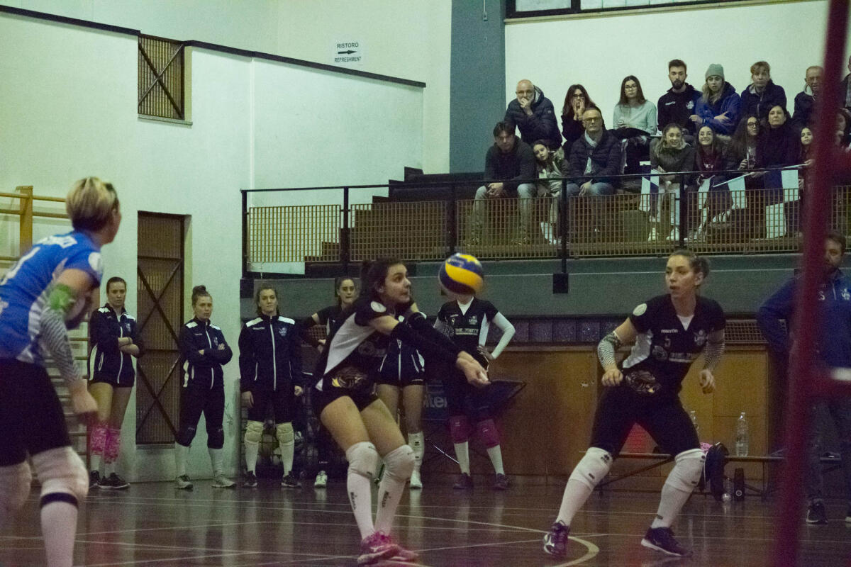 Pallavolo femminile serie C: oggi il derby tra la Virtus Latina ed il Futura Terracina. - 