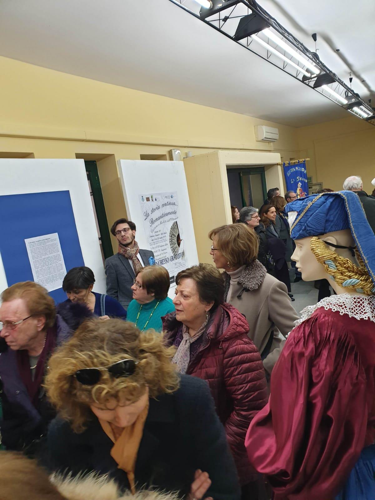 Ad Aprilia si può ancora visitare la mostra "La Storia continua... Romanticamente" - 