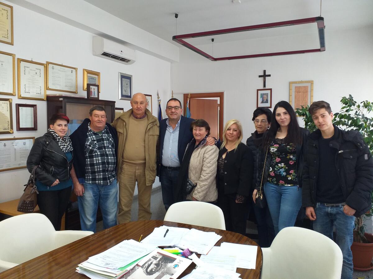 Incontro con il sindaco per discutere dei problemi di via Apriliana - 