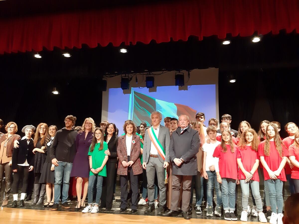 Giornata dell'Unità Nazionale, la cerimonia al Teatro Ponchielli di Latina - 