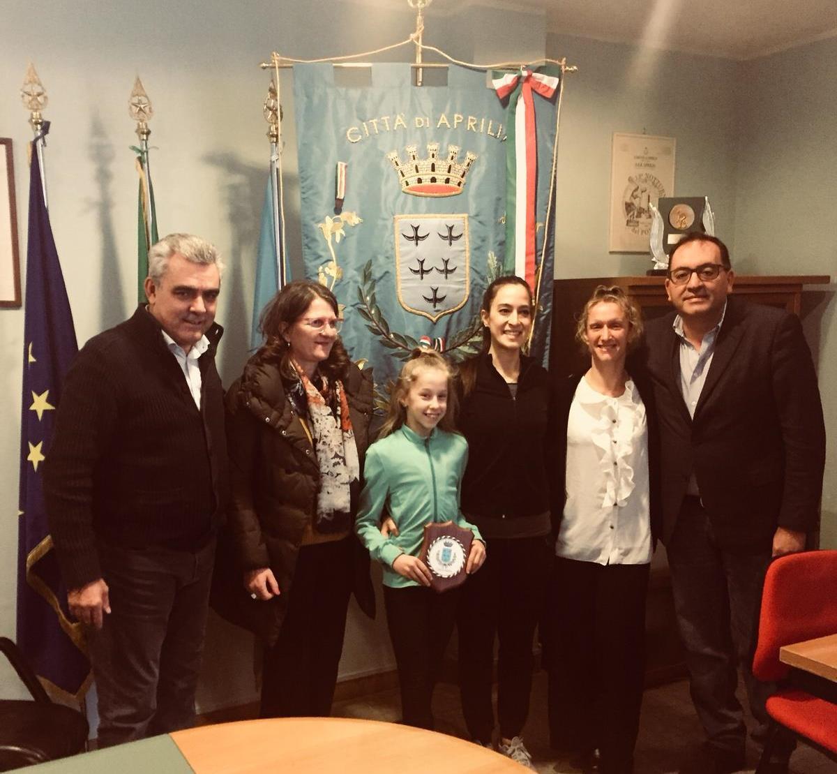 Conquista l’Oro in due tornei internazionali: la giovane ginnasta apriliana Martina Lamberti ricevuta dal Sindaco. - 