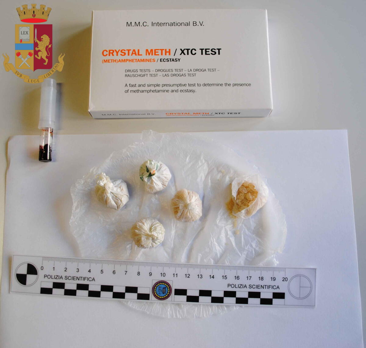 22 kg di droga e 25 pusher in arresto, i controlli della polizia - 