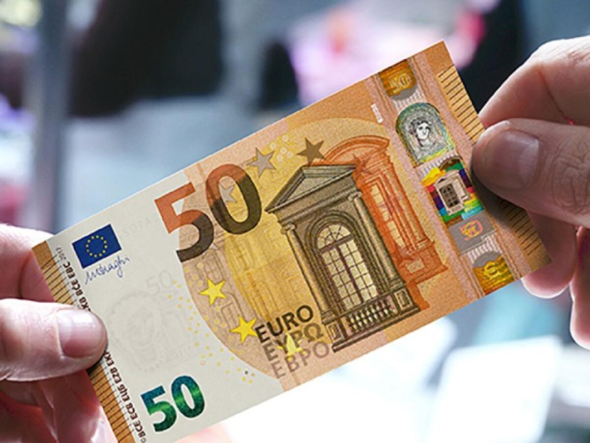 Addosso e in casa deteneva due banconote false da 20 e 50 euro: denunciato un 43enne di Lenola. - 