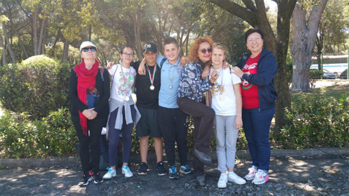 Strepitosa vittoria degli studenti della “Garibaldi” di Aprilia ai Campionati Studenteschi di Atletica Leggera. - 