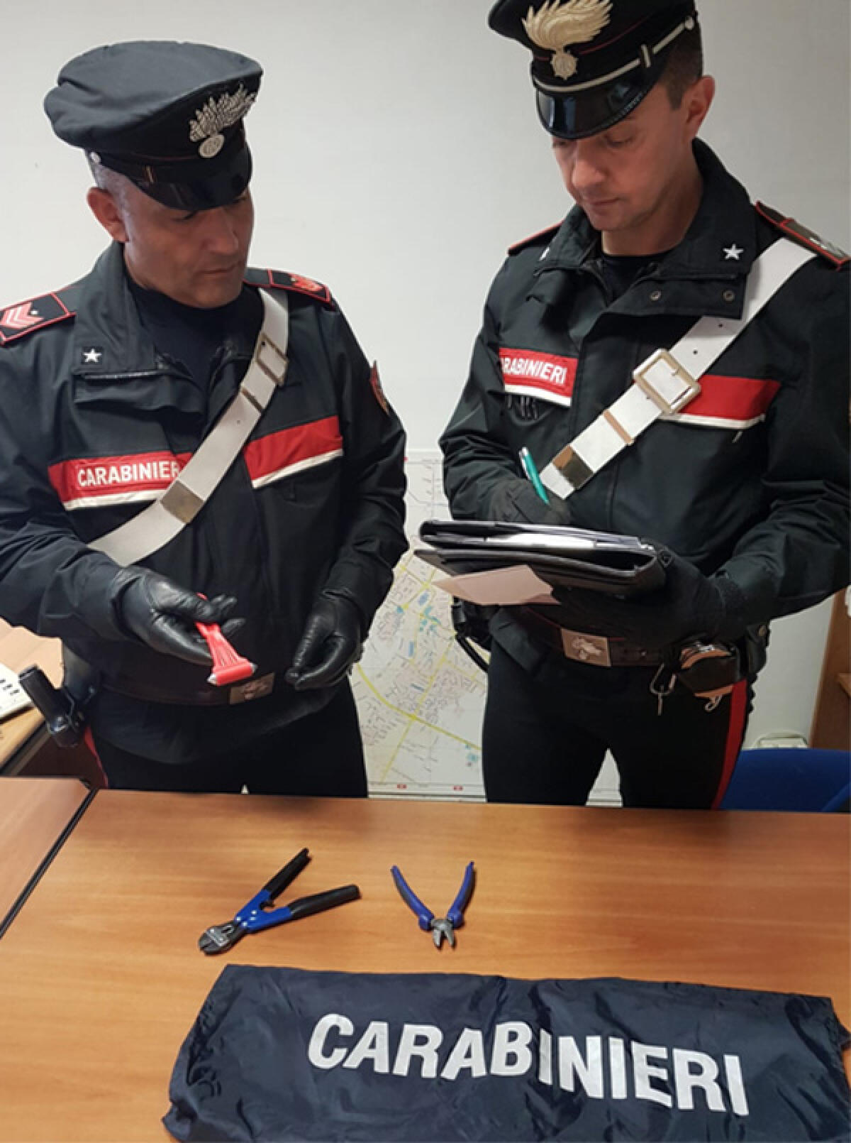 Tenta il furto al campo sportivo Santa Rita di Latina, denunciato - 