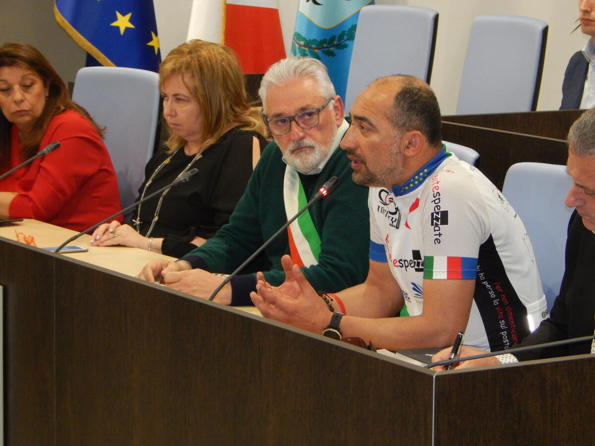 Ha fatto tappa ad Aprilia l’iniziativa #Girolevitespezzate per la sicurezza sul lavoro. - 