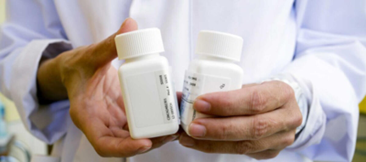 Tentano di acquistare dei farmaci “stupefacenti” con una ricetta rubata: due denunce a Fondi. - 