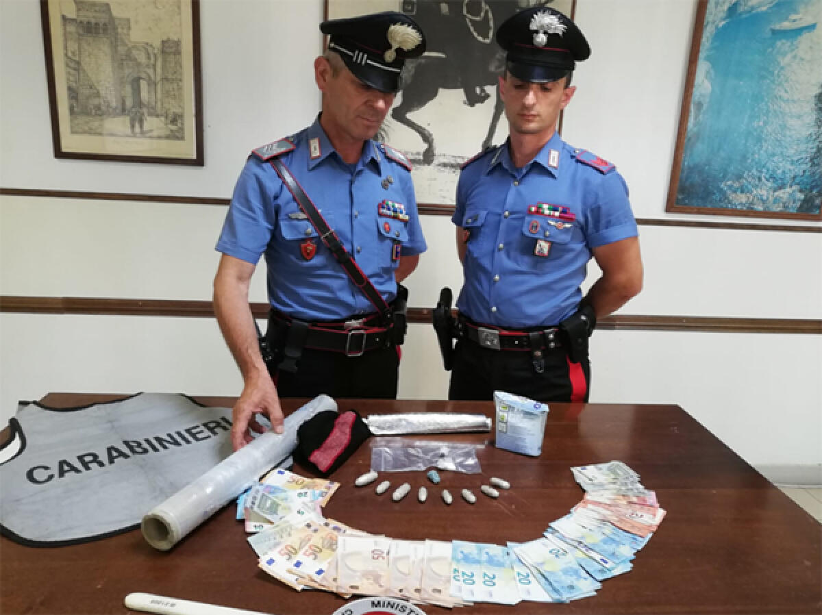 Detenevano eroina, anfetamina e sostanze da taglio: due indiani in manette a Terracina. - 